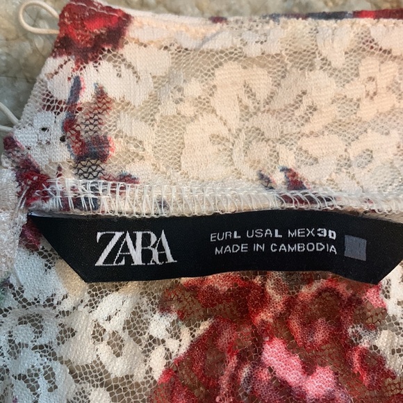 Zara floral lace long sleeve top - Picture 7 of 7